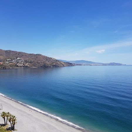 Atico En Almunecar. Primera Linea De Playa Con Vistas Espectaculares Bagian luar foto